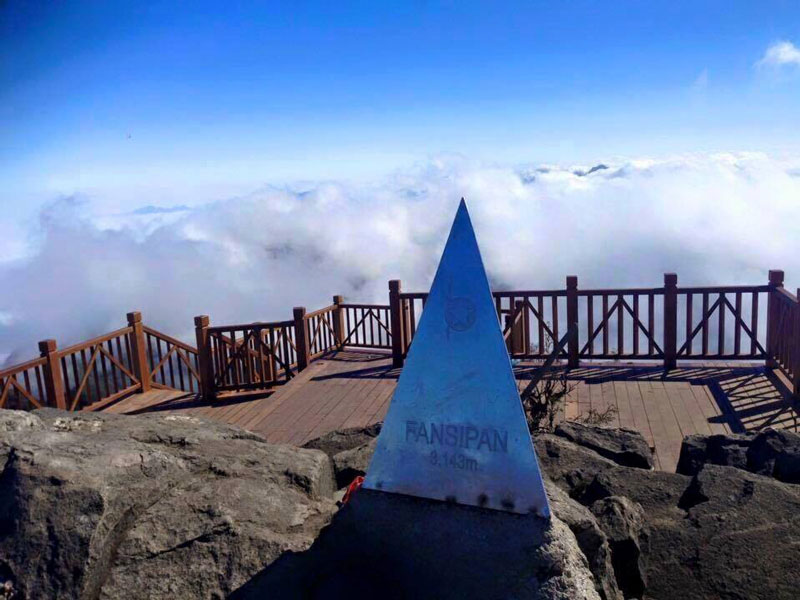 sapa fansipan litchee travel